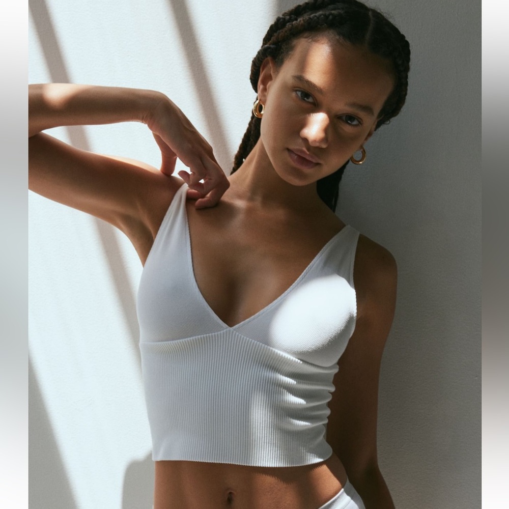 Urban Outfitters White Ribbed Tank NWT